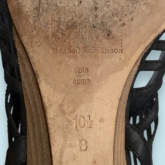 Sigerson Morrison Belle Black Leather Strappy Open Toe Low Wedge SZ 10.5 - Picture 9 of 10